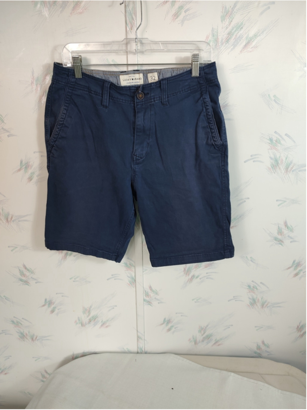 Men's Lucky Brand Flat Front Shorts, Blue, Size 32 Saturday Stretch